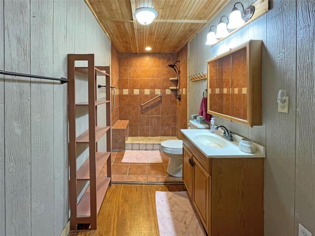 207 Arrowcrest Drive, Brookeland, TX 75931