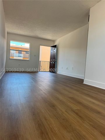 5441 W 24th Ave 60, Hialeah, FL 33016
