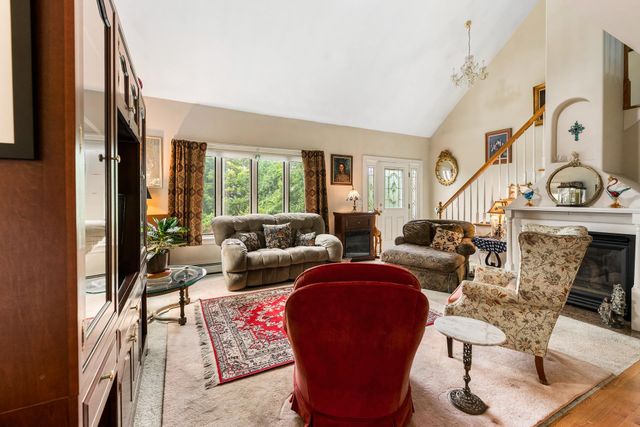 267 Kearsarge Mountain Road, Wilmot, NH 03287