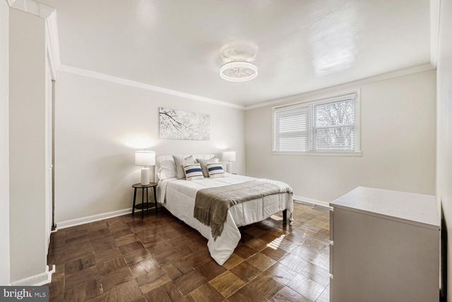 1009 CIRCLE DR, Halethorpe, MD 21227