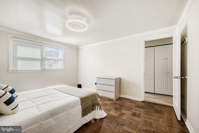 1009 CIRCLE DR, Halethorpe, MD 21227