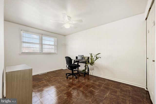 1009 CIRCLE DR, Halethorpe, MD 21227