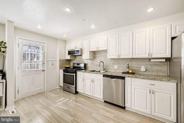 1009 CIRCLE DR, Halethorpe, MD 21227