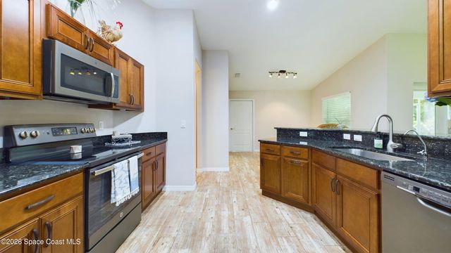 3995 Corey Road, Grant-valkaria, FL 32950