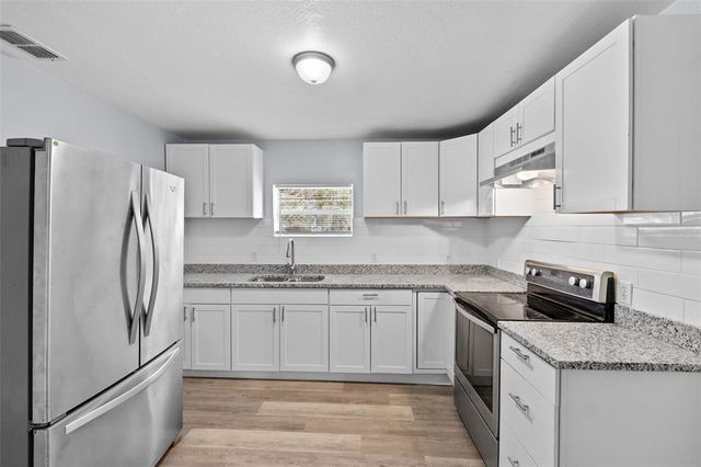 515 S CHARLESTON AVENUE, Fort Meade, FL 33841