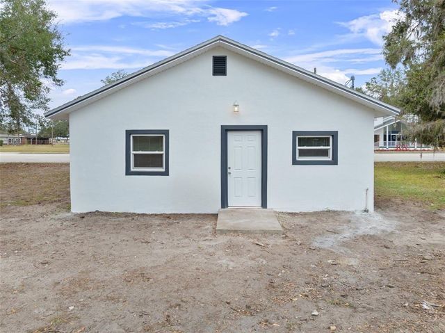 515 S CHARLESTON AVENUE, Fort Meade, FL 33841