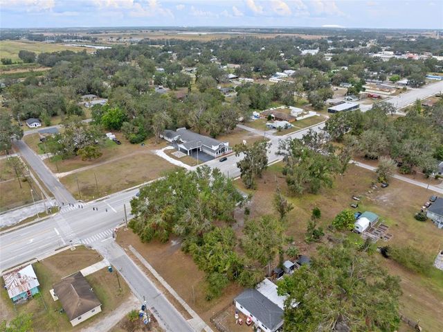 515 S CHARLESTON AVENUE, Fort Meade, FL 33841