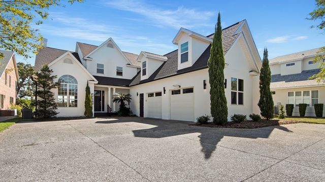 2502 Country Club Drive, Lynn Haven, FL 32444