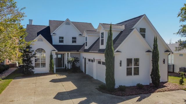 2502 Country Club Drive, Lynn Haven, FL 32444