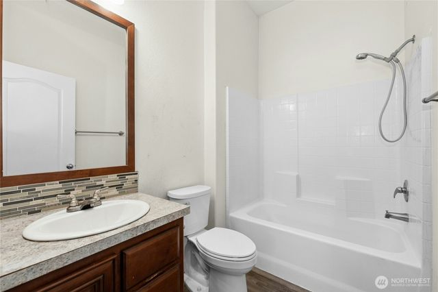 4916 Palermo Rosa Lane SW, Olympia, WA 98512