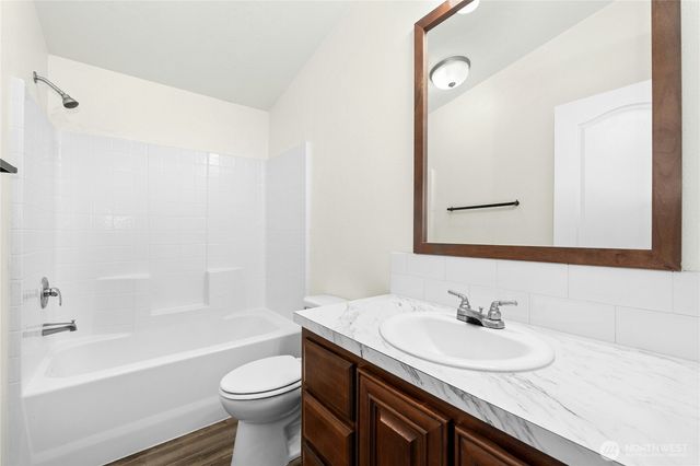 4916 Palermo Rosa Lane SW, Olympia, WA 98512