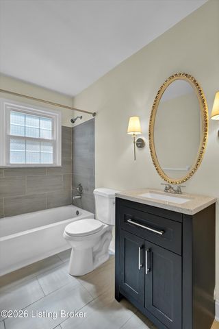 255 Salisbury Square APT 101, Louisville, KY 40207