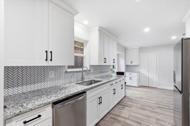3506 Valley View Lane, Garland, TX 75043