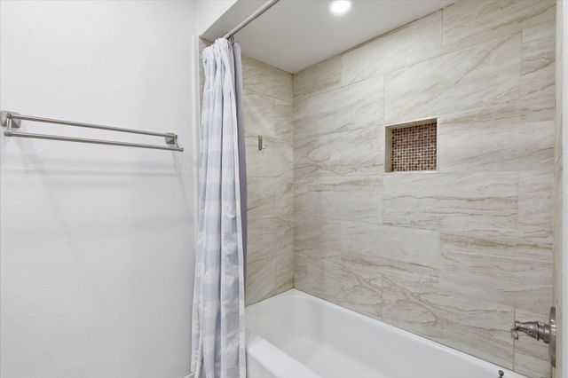 3506 Valley View Lane, Garland, TX 75043