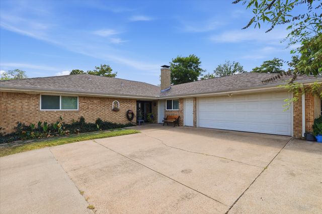 3506 Valley View Lane, Garland, TX 75043