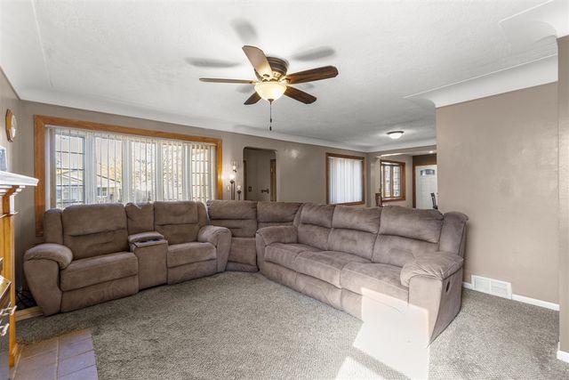 514 Park Avenue, Lincoln Park, MI 48146