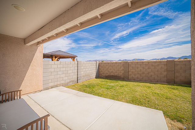 3839 S Desert Sky Dr, Yuma, AZ 85365