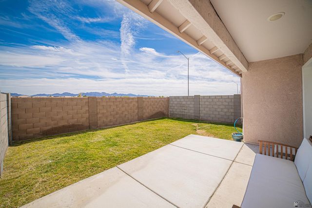 3839 S Desert Sky Dr, Yuma, AZ 85365