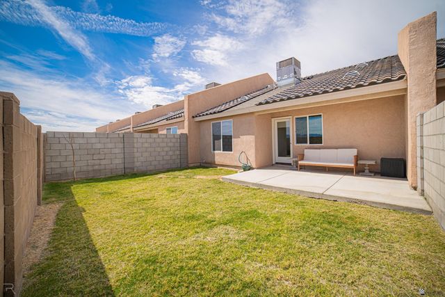 3839 S Desert Sky Dr, Yuma, AZ 85365