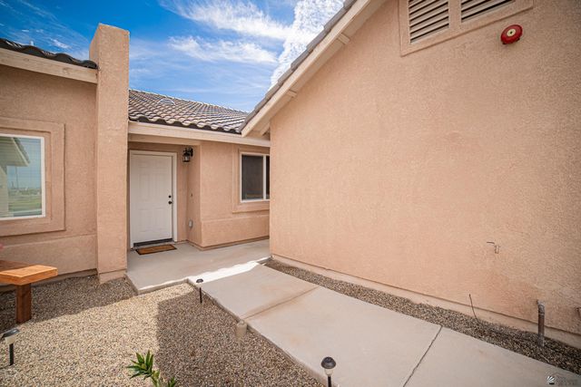3839 S Desert Sky Dr, Yuma, AZ 85365