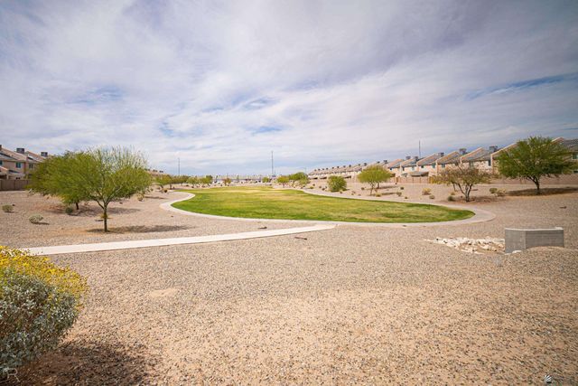 3839 S Desert Sky Dr, Yuma, AZ 85365