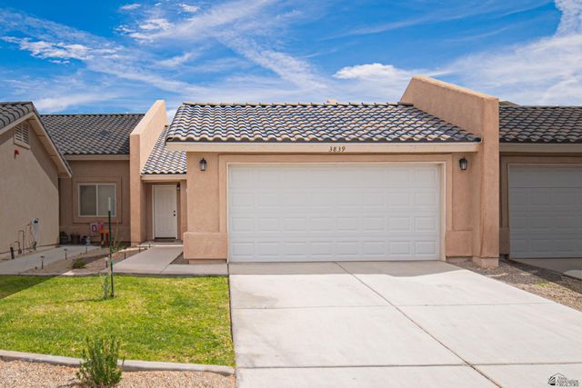 3839 S Desert Sky Dr, Yuma, AZ 85365