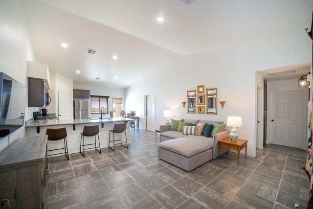 3839 S Desert Sky Dr, Yuma, AZ 85365