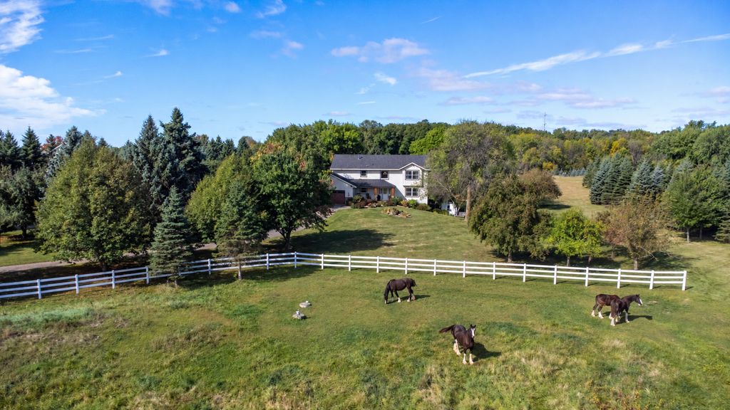 3995 Eckert Avenue SE, Delano, MN 55328 — exterior