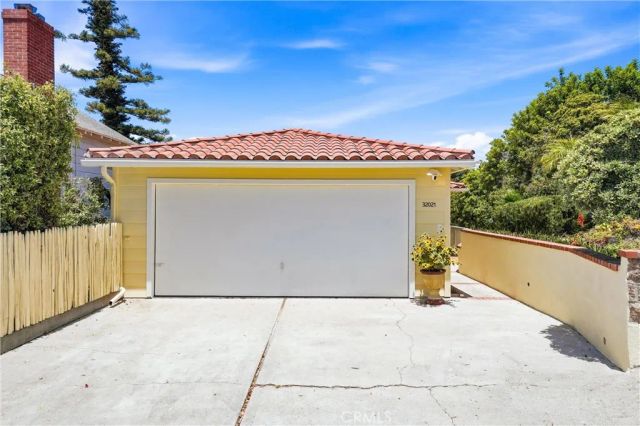 32021 sunset Avenue, Laguna Beach, CA 92651