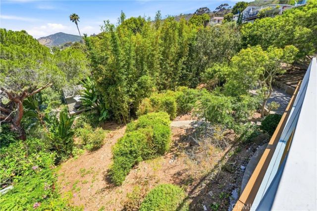 32021 sunset Avenue, Laguna Beach, CA 92651