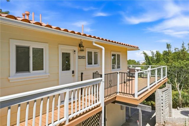 32021 sunset Avenue, Laguna Beach, CA 92651