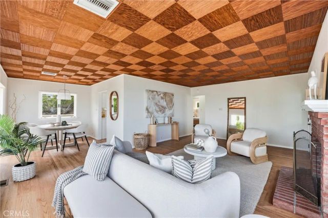 32021 sunset Avenue, Laguna Beach, CA 92651