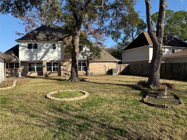 318 Big Hollow Lane, Houston, TX 77042