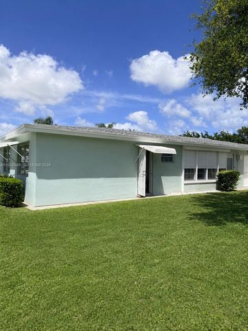 200 High Point Ct E D, Delray Beach, FL 33445