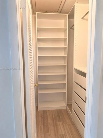 200 High Point Ct E D, Delray Beach, FL 33445