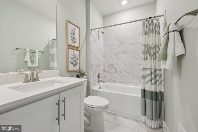 112 TRELLIS VIEW LN, Winchester, VA 22602