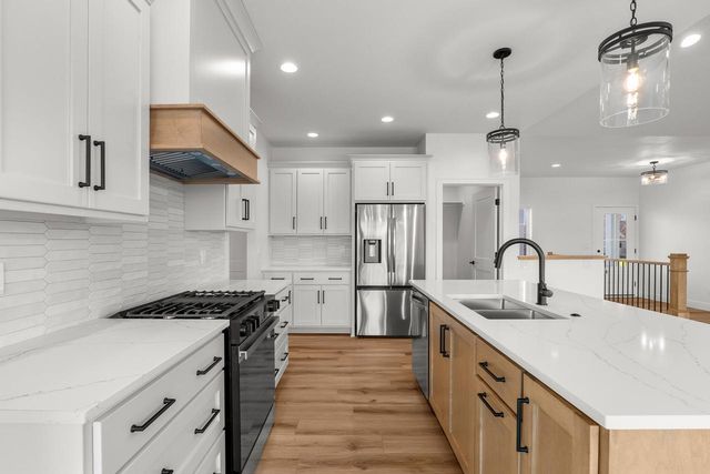 4313 Deerbrook LANE, Manitowoc, WI 54220