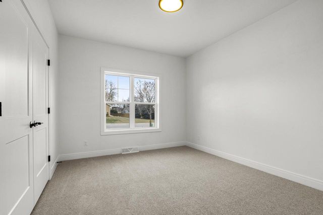 4313 Deerbrook LANE, Manitowoc, WI 54220