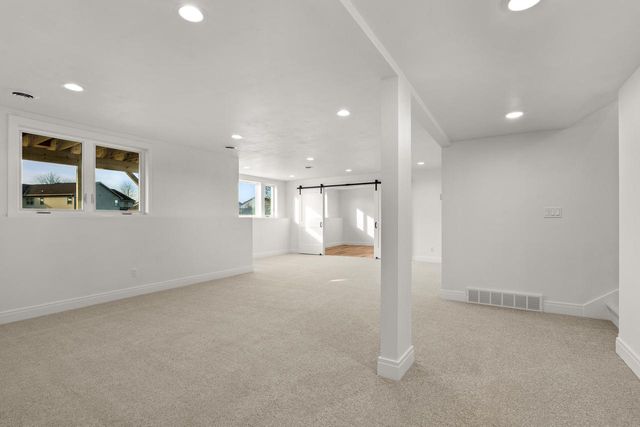 4313 Deerbrook LANE, Manitowoc, WI 54220