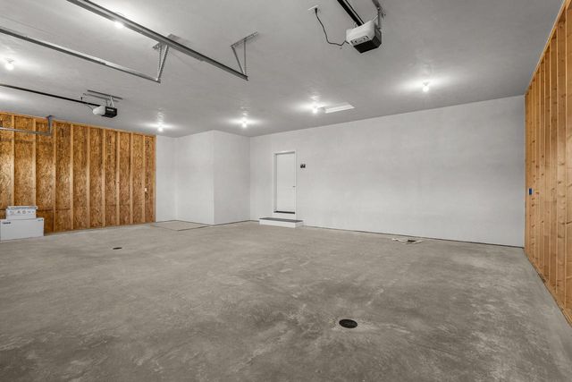 4313 Deerbrook LANE, Manitowoc, WI 54220