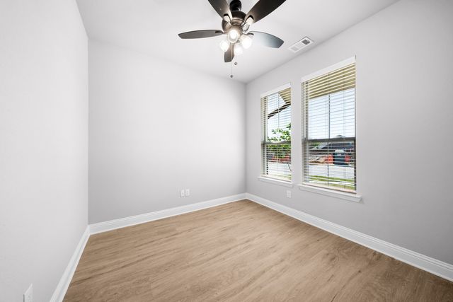 306 Maltese, Red Oak, TX 75154