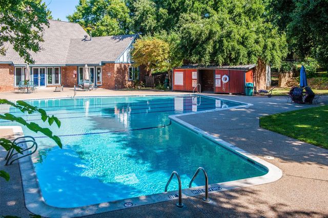 426 Westview Terrace, Arlington, TX 76013