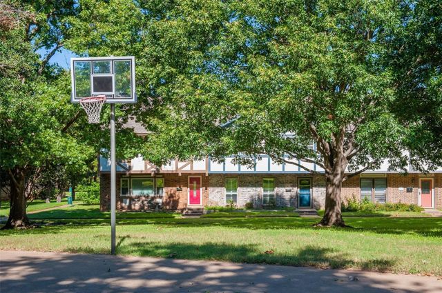 426 Westview Terrace, Arlington, TX 76013