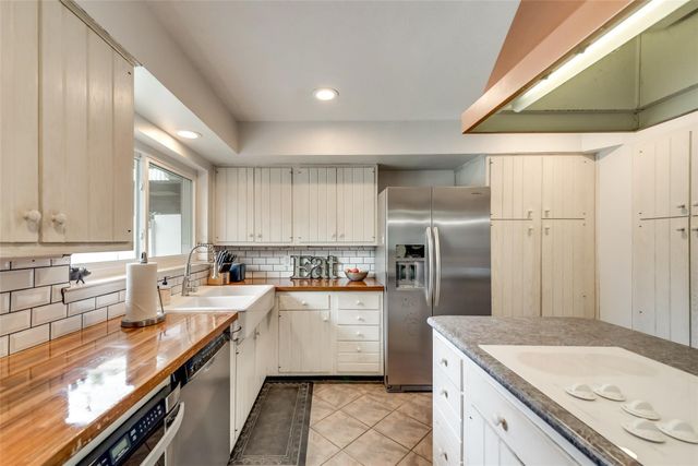 426 Westview Terrace, Arlington, TX 76013