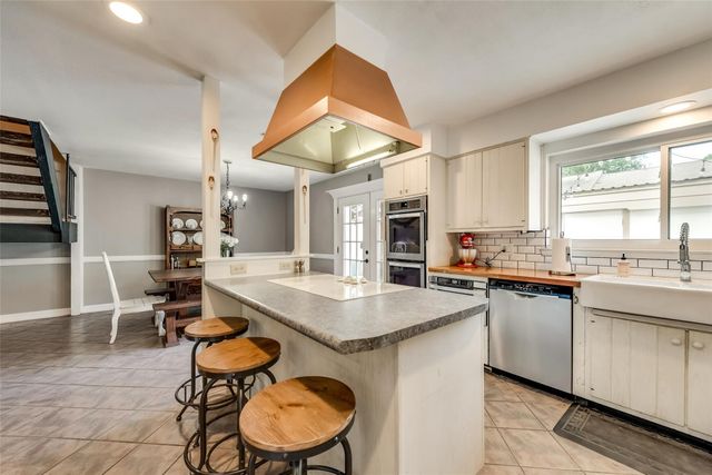 426 Westview Terrace, Arlington, TX 76013