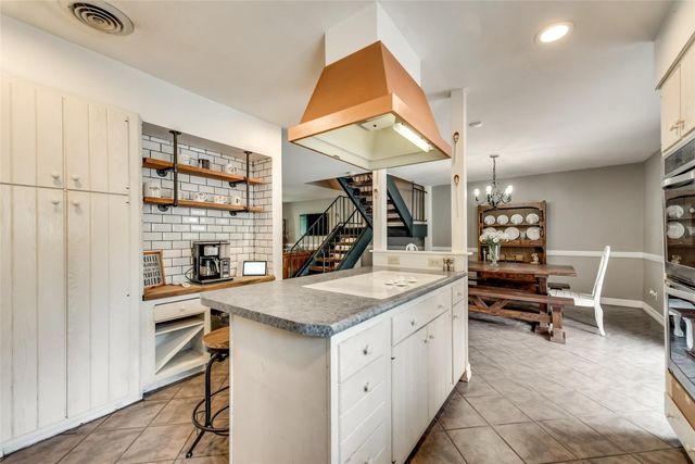 426 Westview Terrace, Arlington, TX 76013