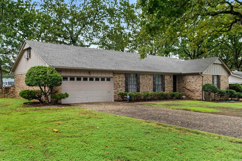 5301 Randolph, North Little Rock, AR 72116