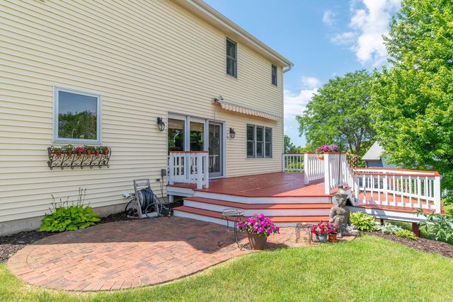 N65W13488 Lilly Creek DRIVE, Menomonee Falls, WI 53051