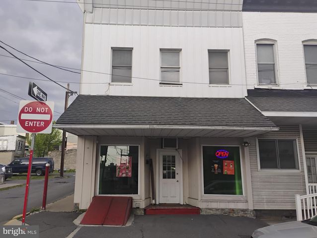 21 E CENTRE ST, Shenandoah, PA 17976