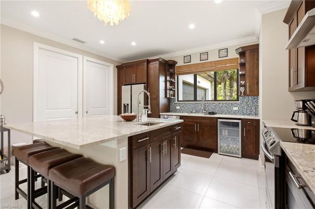 2627 6th AVE NE, Naples, FL 34120